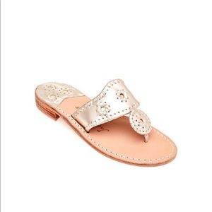 ❌sold❌ Gold Hampton’s Jack Rogers Sandals